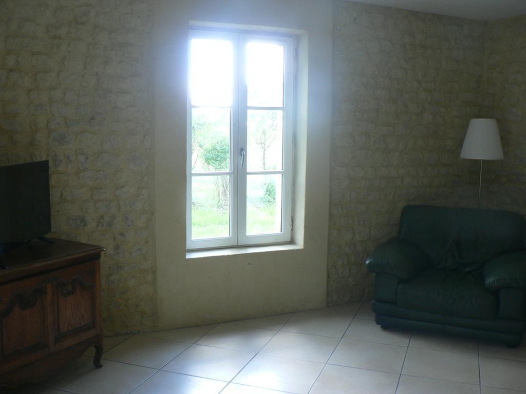 Gite De L'Aure Trevieres Exterior foto